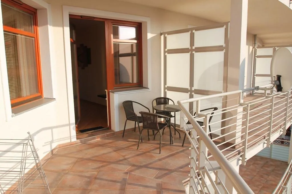 Apartamenty Amber Neptun Park Gdańsk 0*,