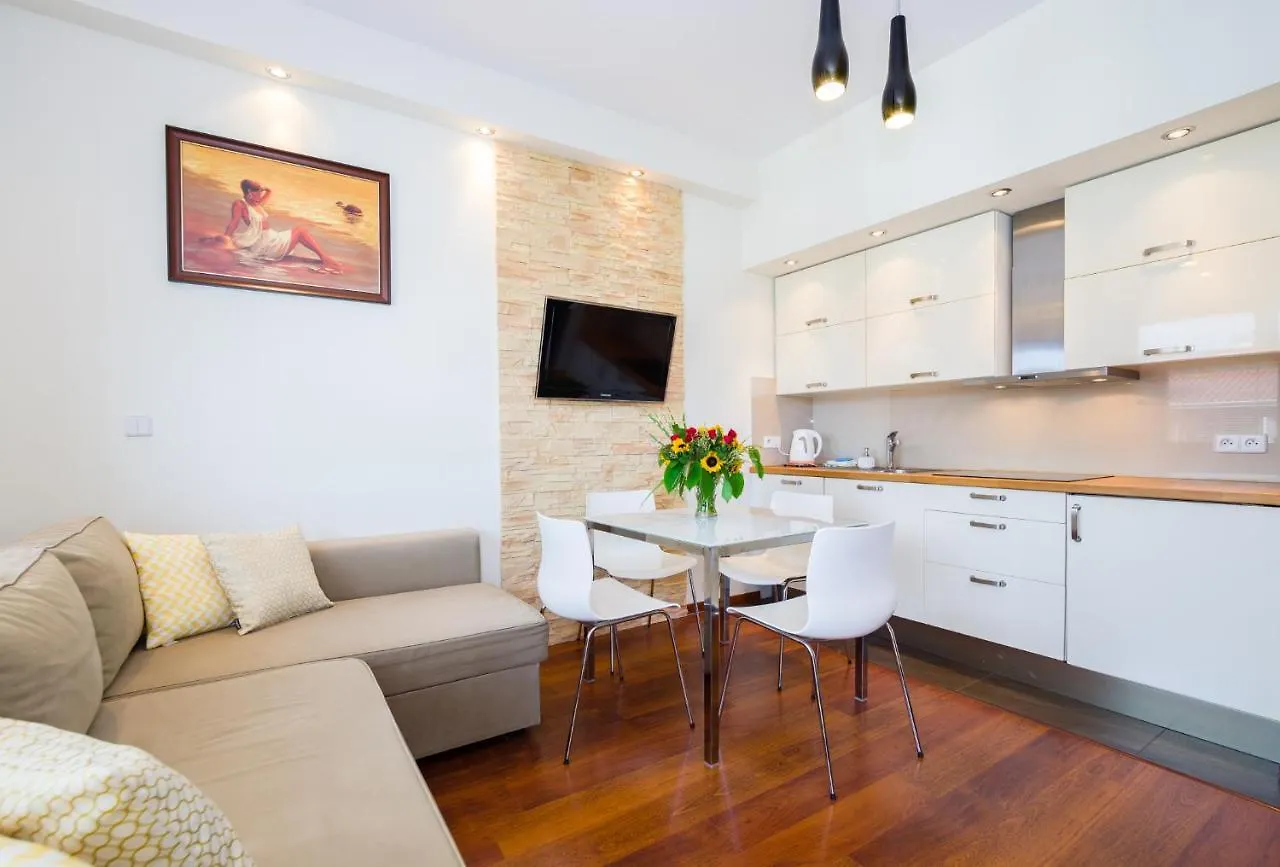 Apartamenty Amber Neptun Park Gdańsk 0*,